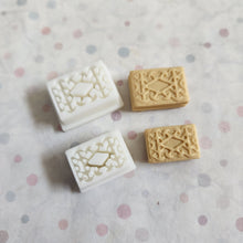 Load image into Gallery viewer, Custard cream cutter