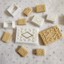 Load image into Gallery viewer, Custard cream cutter