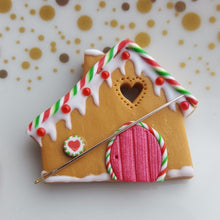 Load image into Gallery viewer, Gingerbread House Needle Minder -Snow
