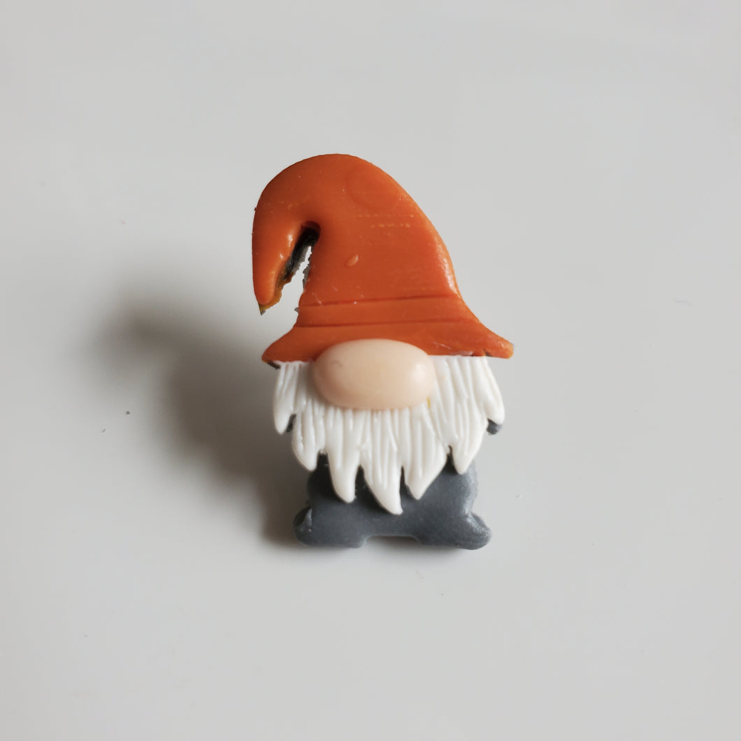 Gnome pin badge