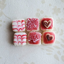 Load image into Gallery viewer, Small Strawberry Cakes
