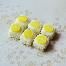 Load image into Gallery viewer, Lemon Cakes
