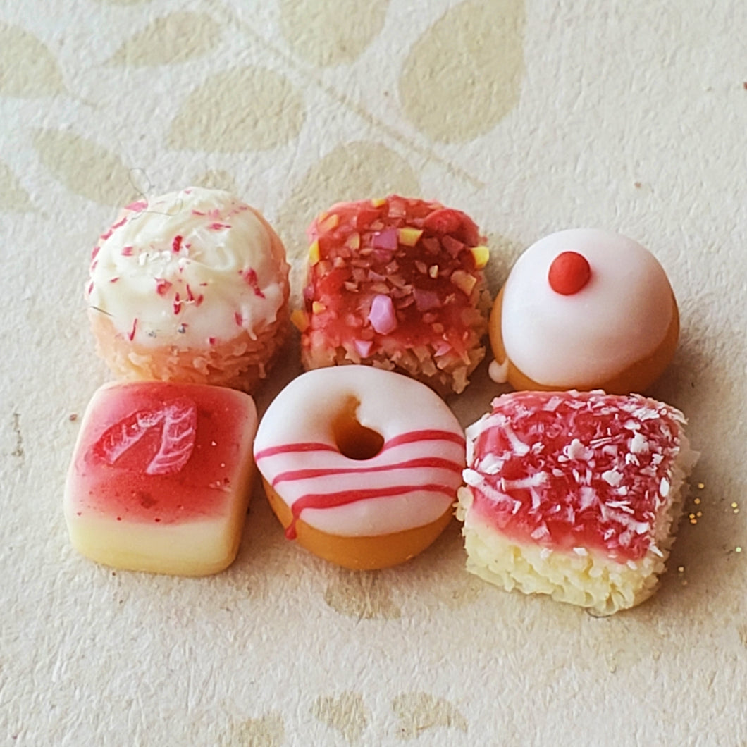 Assorted Small Dollhouse Cakes