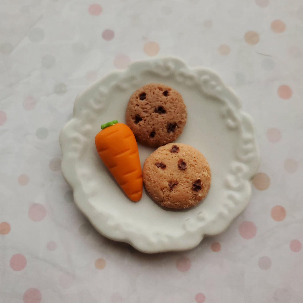 Elf Sized Plate of Food - Cookie