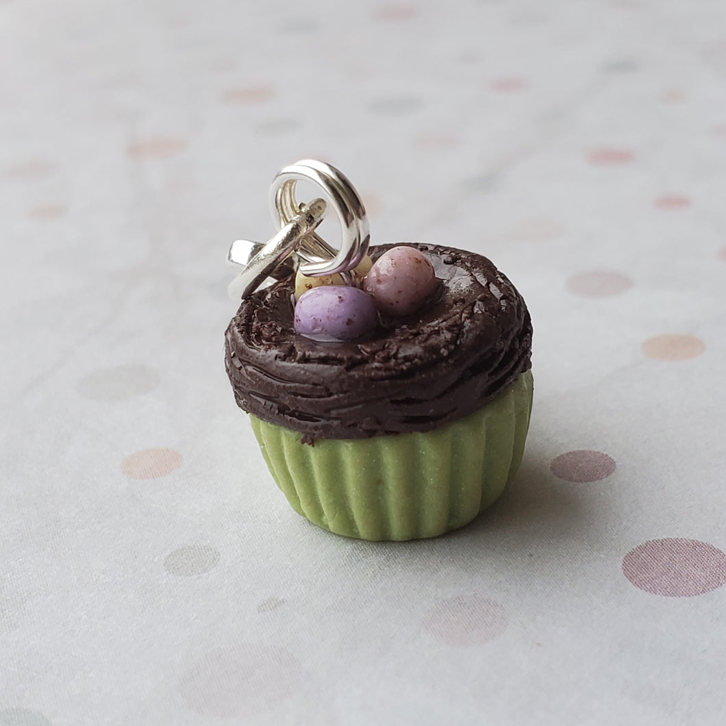 Chocolate nest cupcake