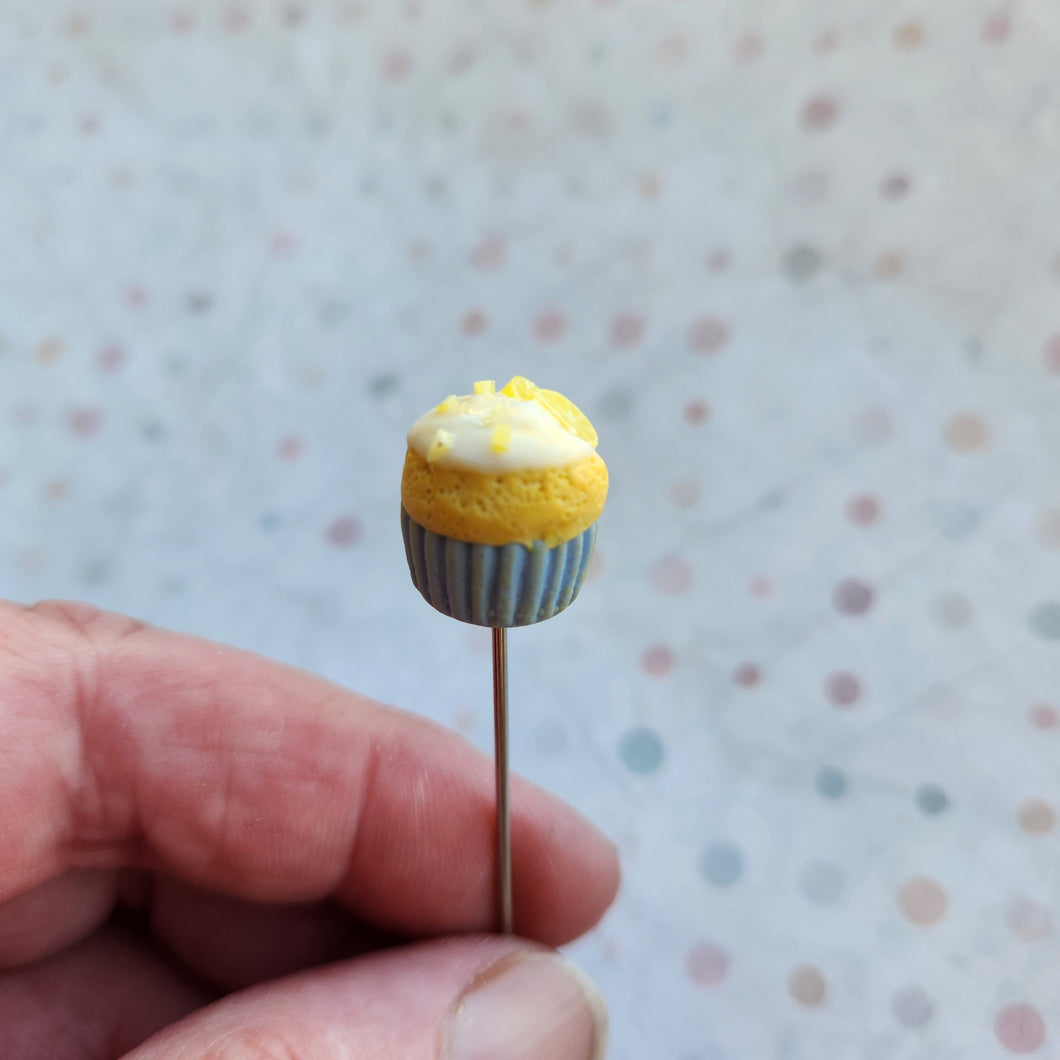 Lemon Bun Pin