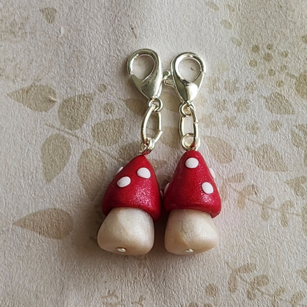 Mushroom Stitch Marker