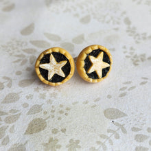 Load image into Gallery viewer, Mince Pie Stud Earrings
