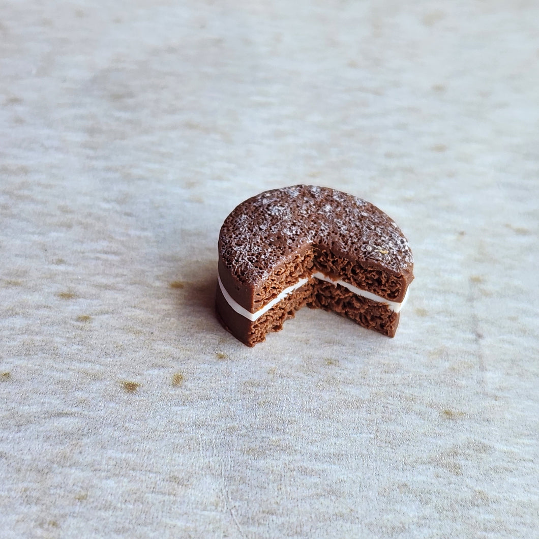Small Chocolate Cake