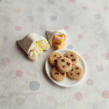 Load image into Gallery viewer, Cookies and sweets
