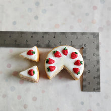 Load image into Gallery viewer, Miniature Strawberry Cake
