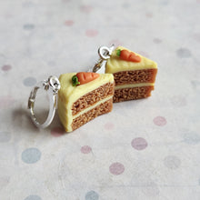 Load image into Gallery viewer, Carrot cake huggies
