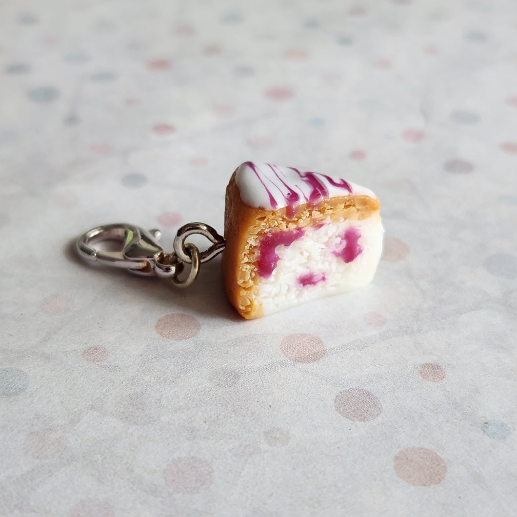 Blueberry Cake Stitch Marker