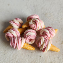 Load image into Gallery viewer, Ice cream (imperfect)
