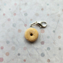 Load image into Gallery viewer, Doughnut with Sugar Stitch Marker
