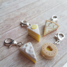 Load image into Gallery viewer, Lemon Cakes and Biscuit Stitch Markers
