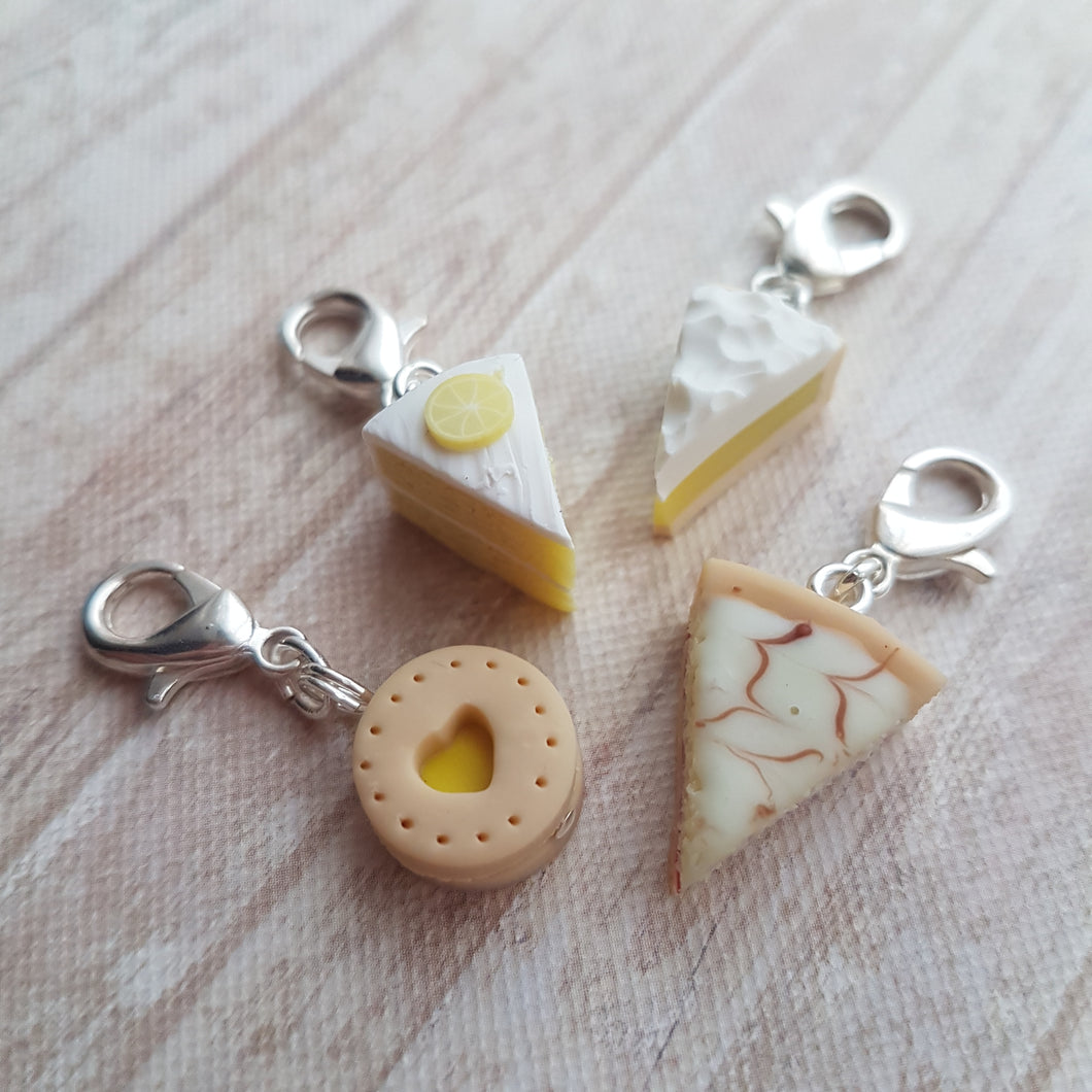 Lemon Cakes and Biscuit Stitch Markers