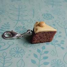 Load image into Gallery viewer, Easter - Simnel Cake
