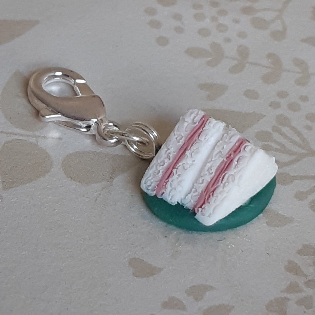 Sandwich Stitch Marker