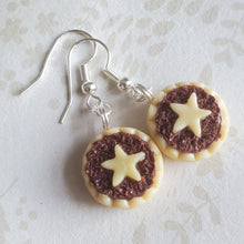 Load image into Gallery viewer, Mince Pie Earrings
