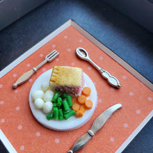 Load image into Gallery viewer, Corned Beef Pie and Vegetables
